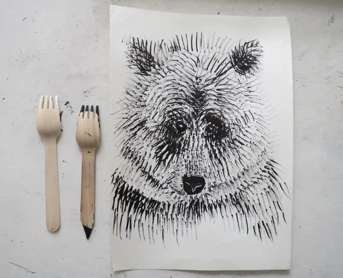 Рисунок альтернативными материалами – Макс, 10 лет